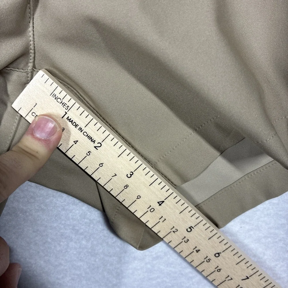 Nike‎ Golf Dry Fit Shorts TCU Embroidery Logo Khaki Colored Womens Size 4